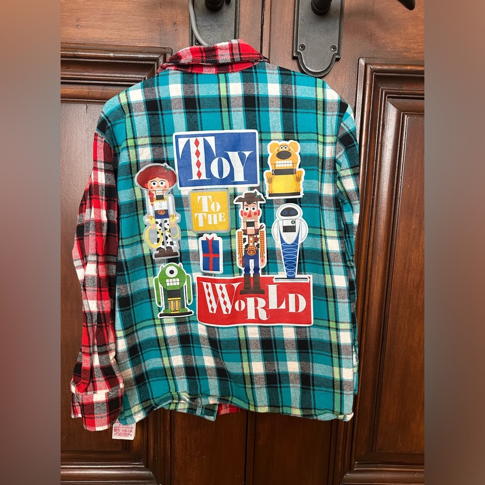 Disney Toy Story Christmas Plaid Button up Shirt for kids - Picture 4 of 4